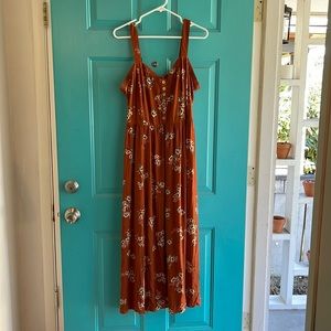 Shyanne tank top dress with button detail. Adjustable straps, worn once